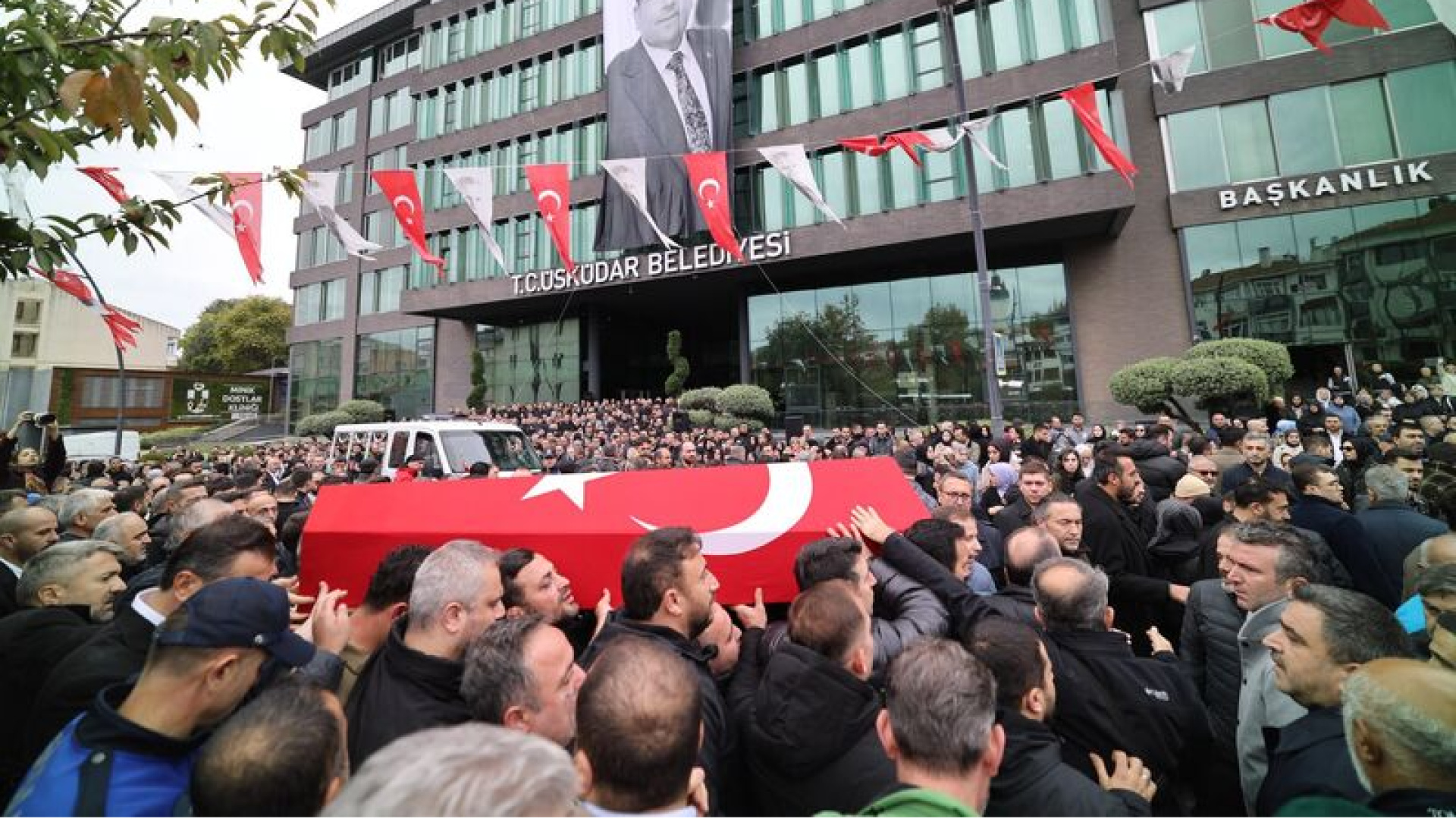 Dündar Ziya Gültekin son yolculuğuna uğurlandı