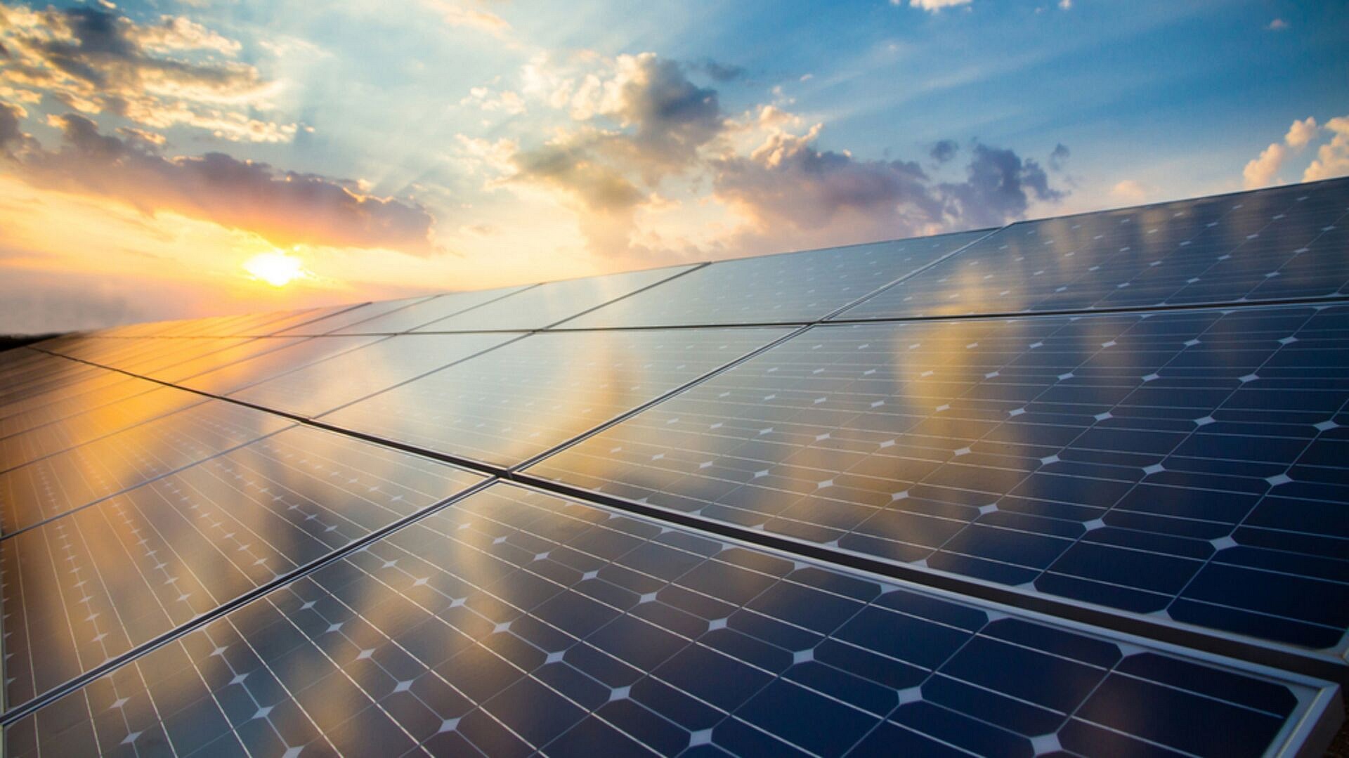 Dünyada elektrik talebi artarken temiz enerji rolü büyüyor