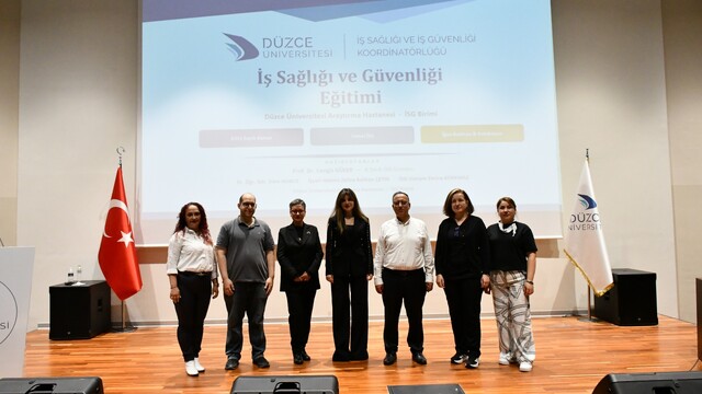 Düzce Üniversitesi'nde iş sağlığı eğitimleri devam ediyor