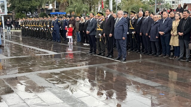 Edremit’te Cumhuriyet Bayramı kutlamaları başladı