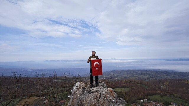 Eğitim-Bir-Sen Cumhuriyet Bayramı'nı kutladı