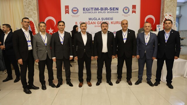 Eğitim-Bir-Sen Muğla Şubesi'nde Önder Uçak güven tazeledi