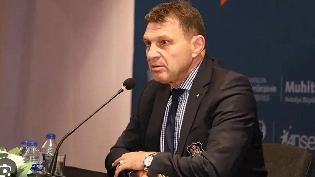 Emekli amiral Türker Ertürk hakkında hapis cezası