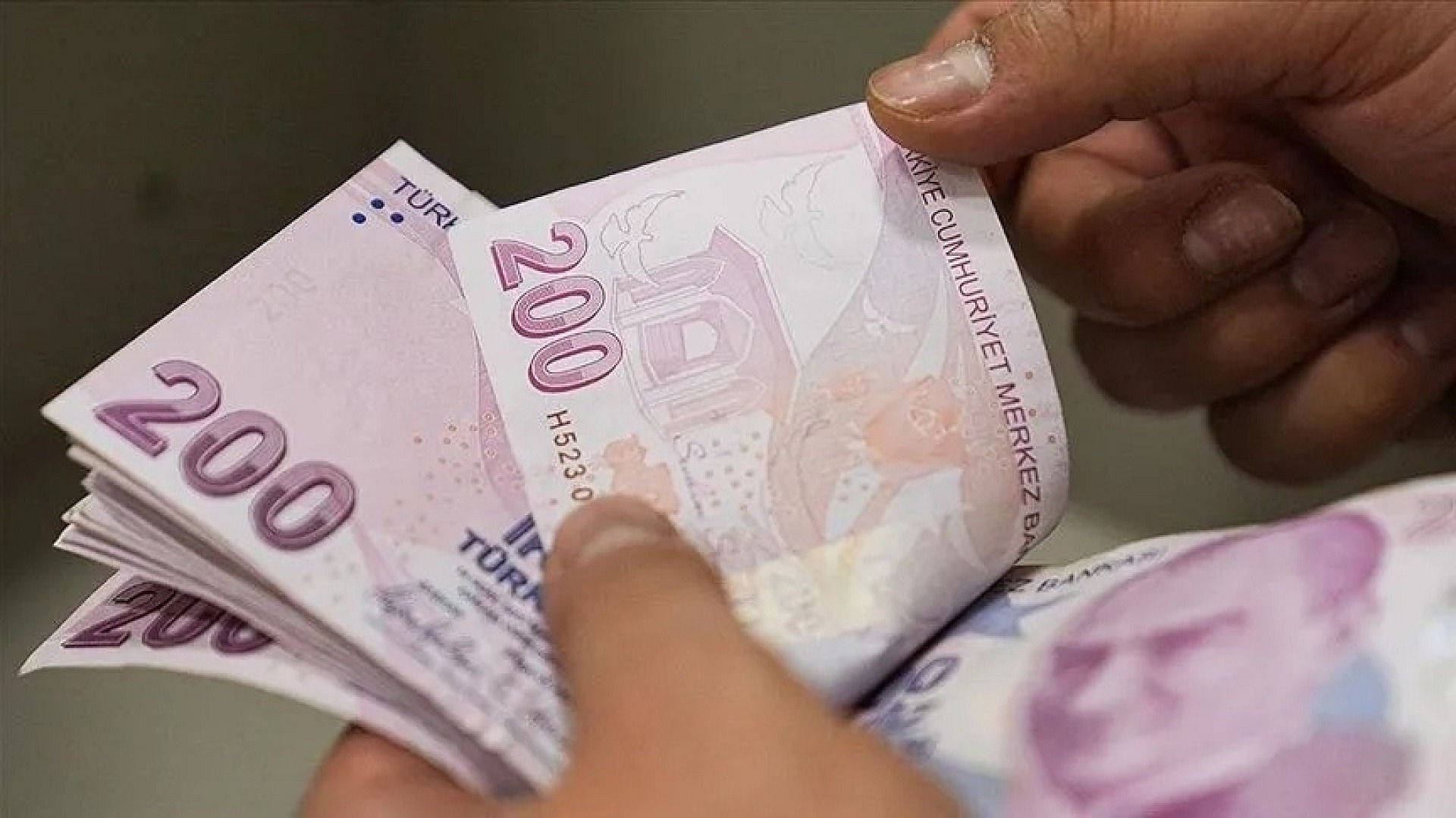 Emekli aylıklarında iyileştirme modelleri tartışılıyor