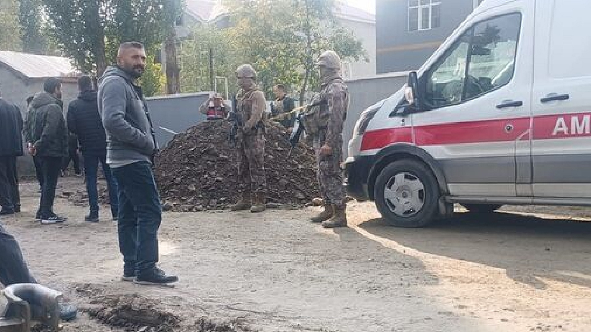 Emekli polisin arazi kavgasında 2 kişi hayatını kaybetti