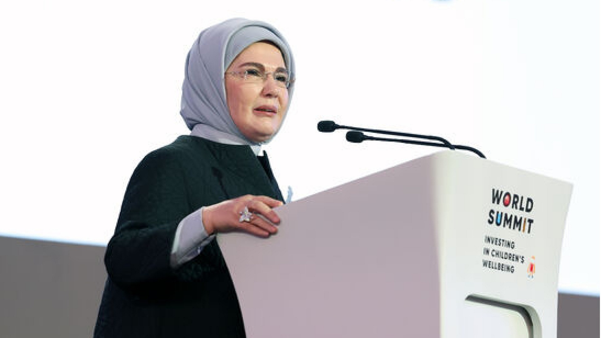 Emine Erdoğan Semerkand'da çocukların refahı için toplandı