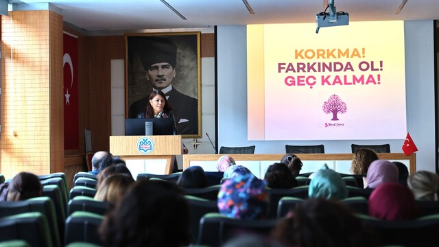 Erciyes Üniversitesi'nde meme kanseri konferansı düzenlendi