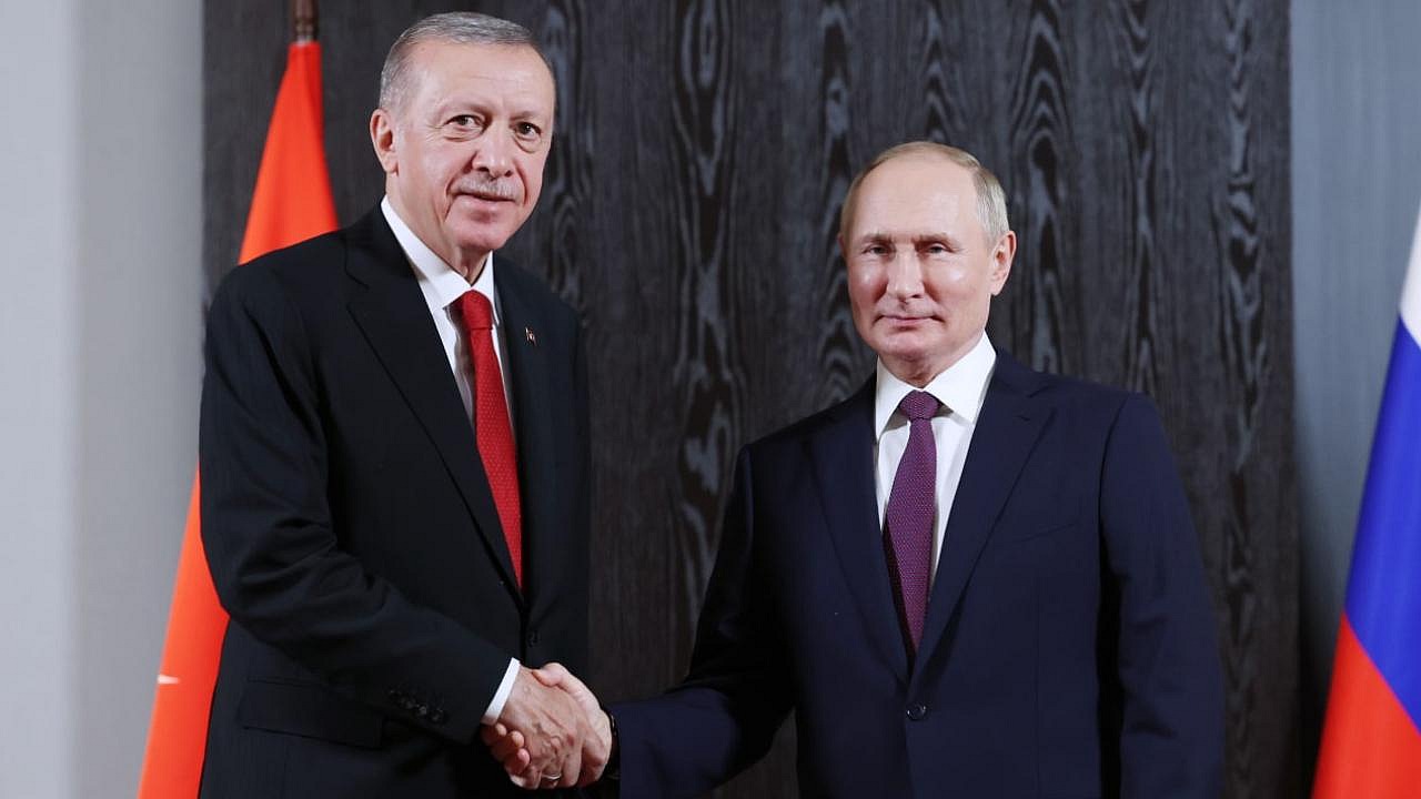 Erdoğan ve Putin telefon görüşmesi gerçekleştirdi