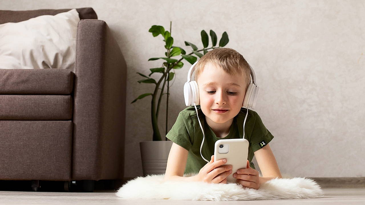 Akıllı telefon kullanımı yeme bozukluklarını artırıyor