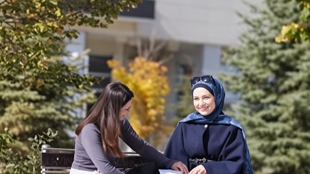 Erzincan Binali Yıldırım Üniversitesi kampüsünde sonbahar