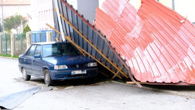 Erzincan'da kuvvetli rüzgar ve fırtına bekleniyor