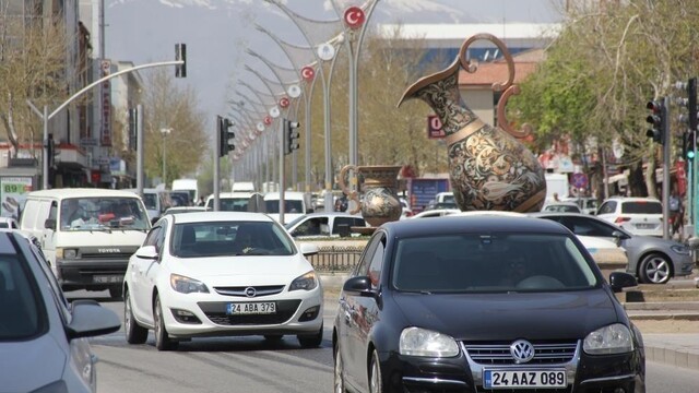 Erzincan'da trafiğe kayıtlı araç sayısı 87 bin 410'a ulaştı