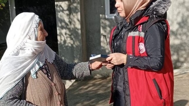 Erzurum'da yaşlılara yönelik 'Çınarlarımızla Bir Ömür' projesi