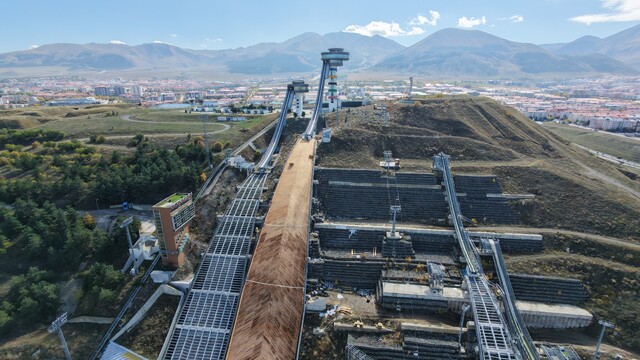 Erzurum'daki atlama tesisi yenileniyor, hazırlanıyor