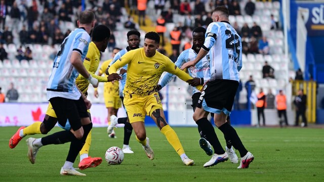 Erzurumspor FK, Eyüpspor'u 2-0 mağlup etti