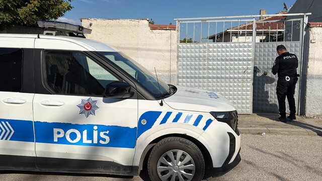 Eskişehir'de 40 yaşındaki Aykut Günen, evinde ölü bulundu