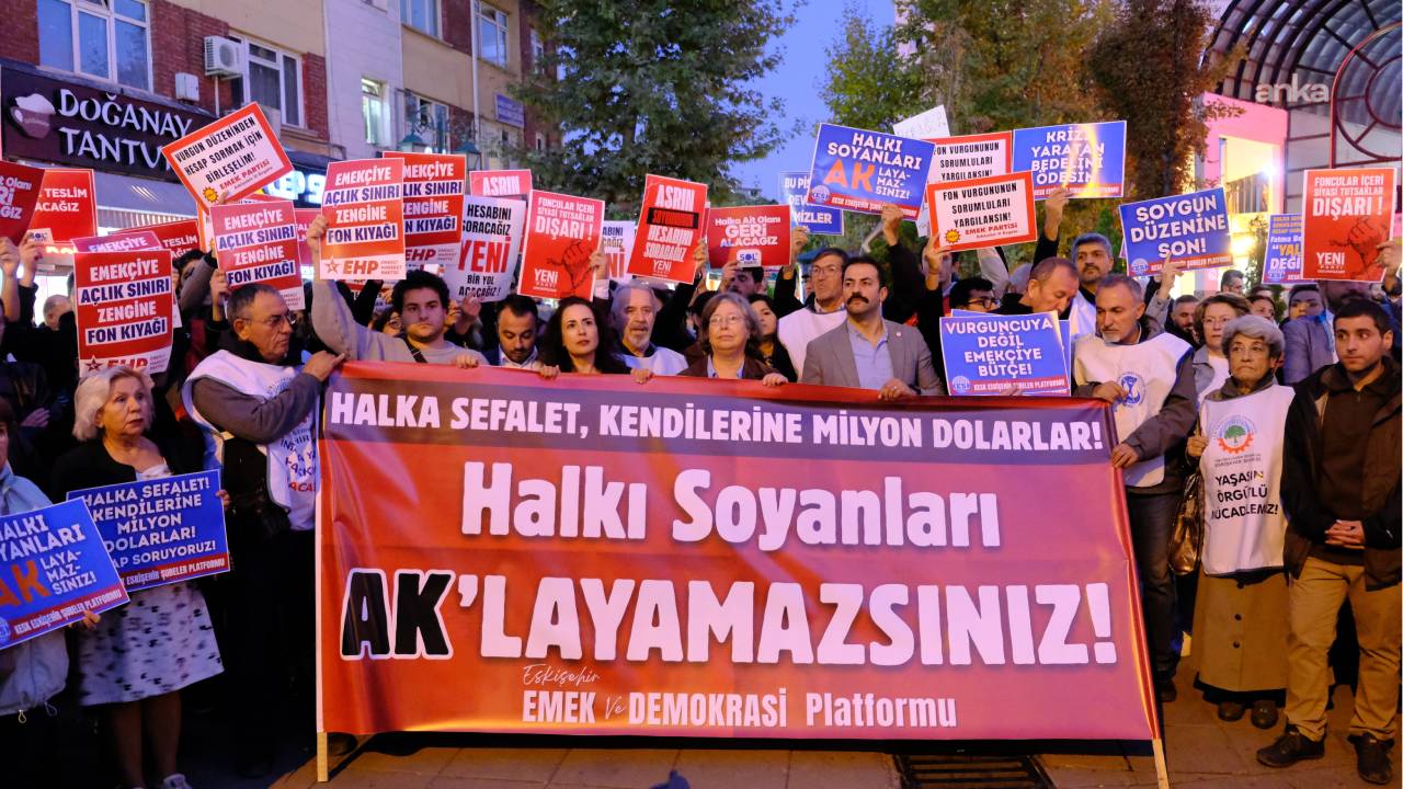 Eskişehir'de fon krizi protestosu: 'Bedelini ödemeyeceğiz'