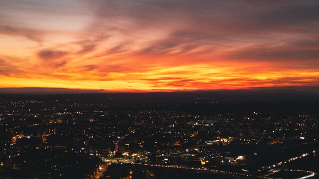 Eskişehir'de gün batımı dronla havadan görüntülendi