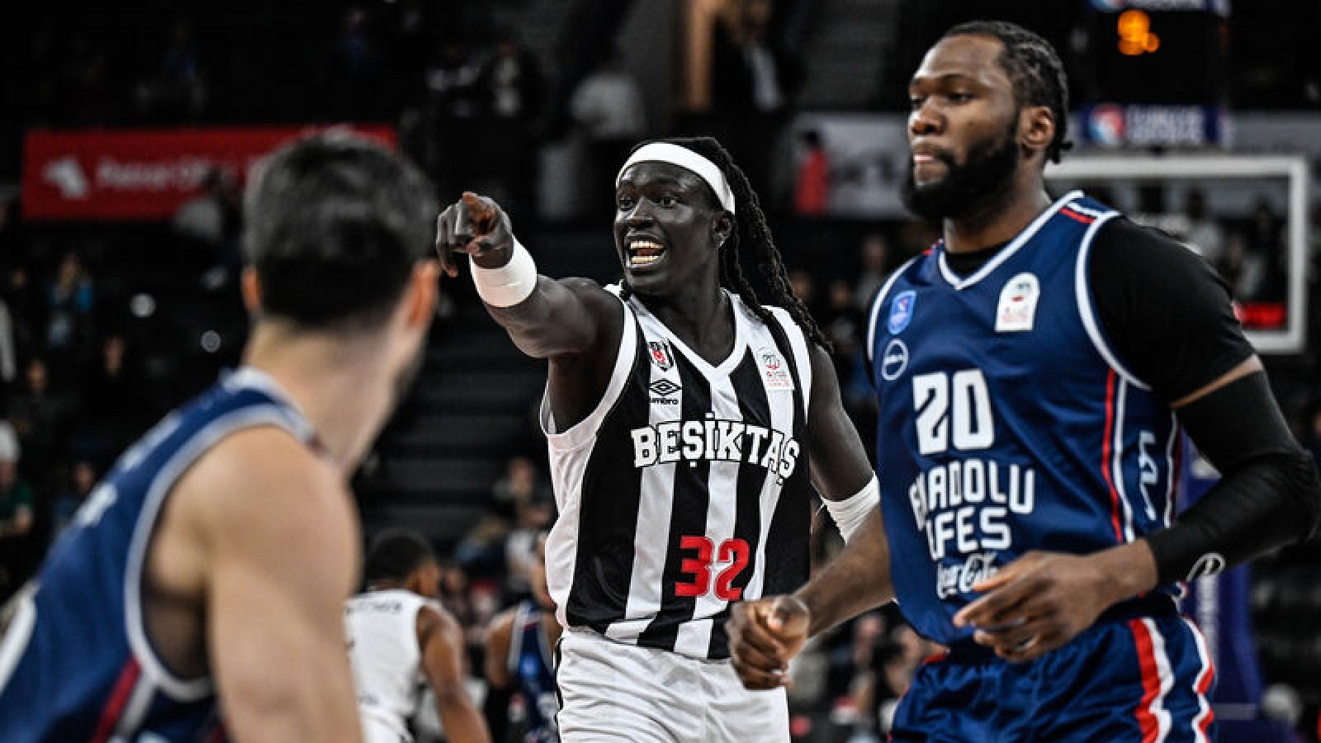 Euroleague'de Anadolu Efes, Beşiktaş'ı konuk edecek