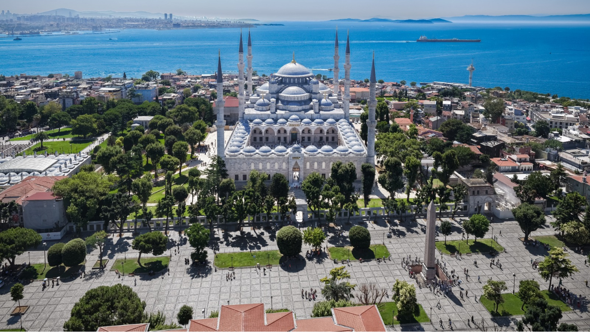 Fatih, İstanbul'un en çok ziyaret edilen semtlerine ev sahipliği yapıyor