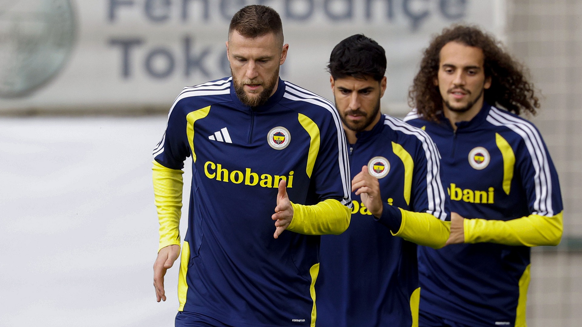 Fenerbahçe Aston Villa maçı için hazırlıklarını sürdürüyor