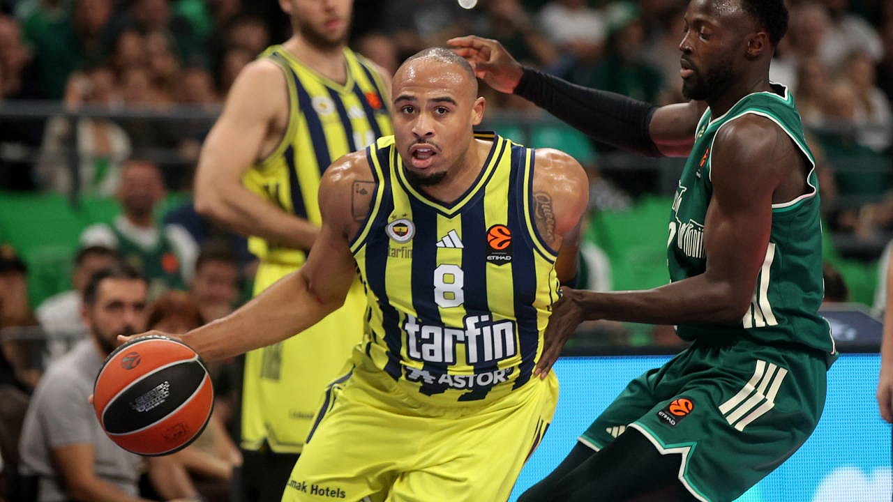 Fenerbahçe Tarfin, EuroLeague'de ilk mağlubiyetini aldı