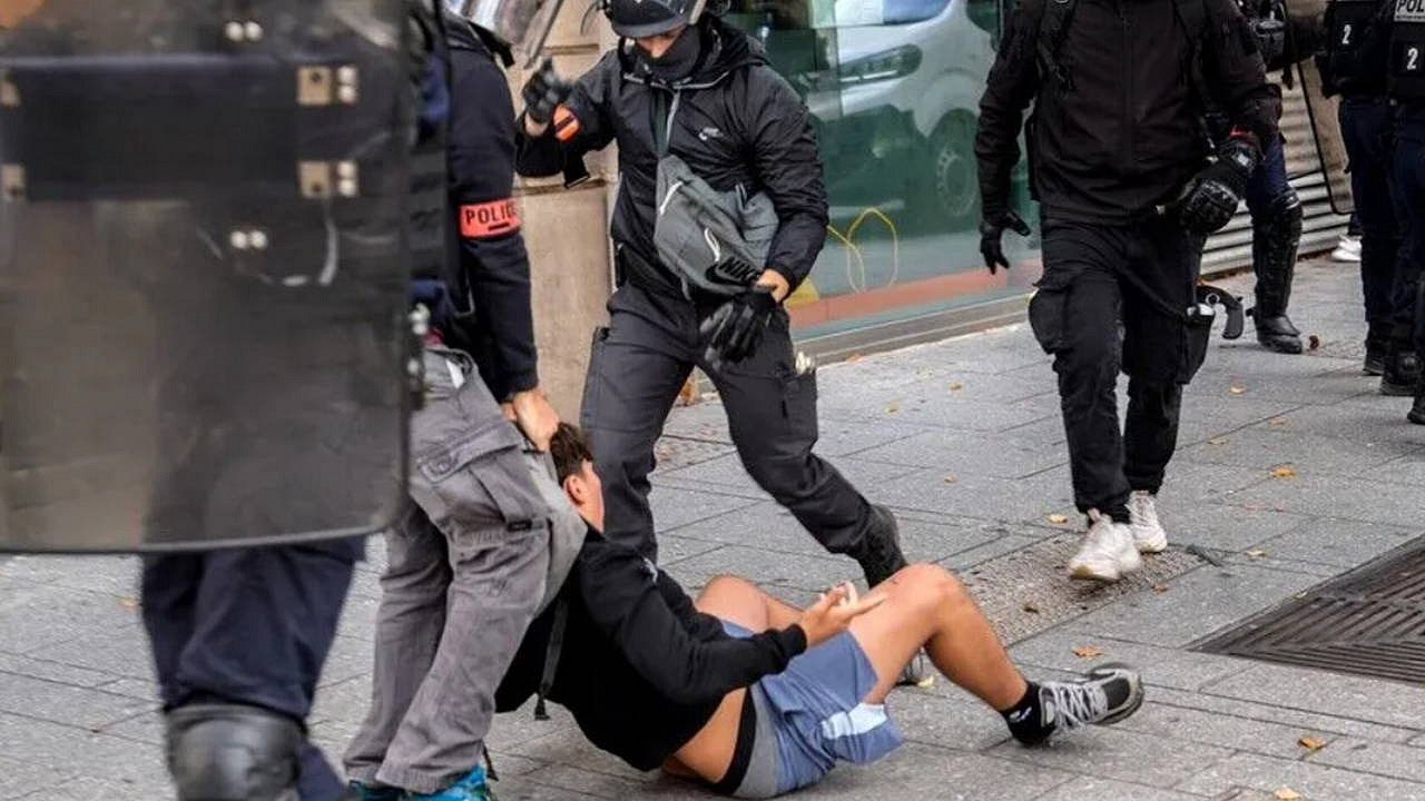 Fransa'da öğrenci eylemleri nedeniyle 500 okulda ara verilecek
