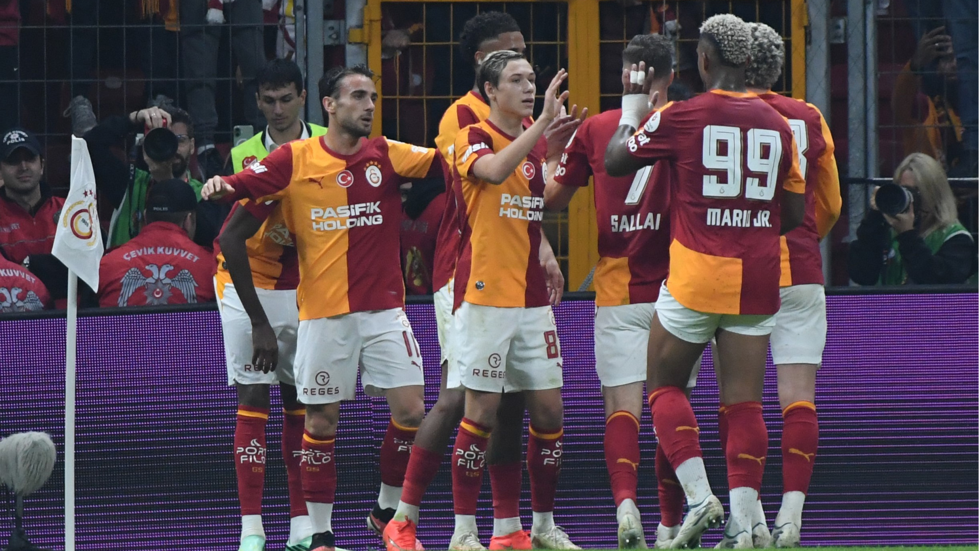 Galatasaray, Konyaspor ile kritik maça çıkıyor