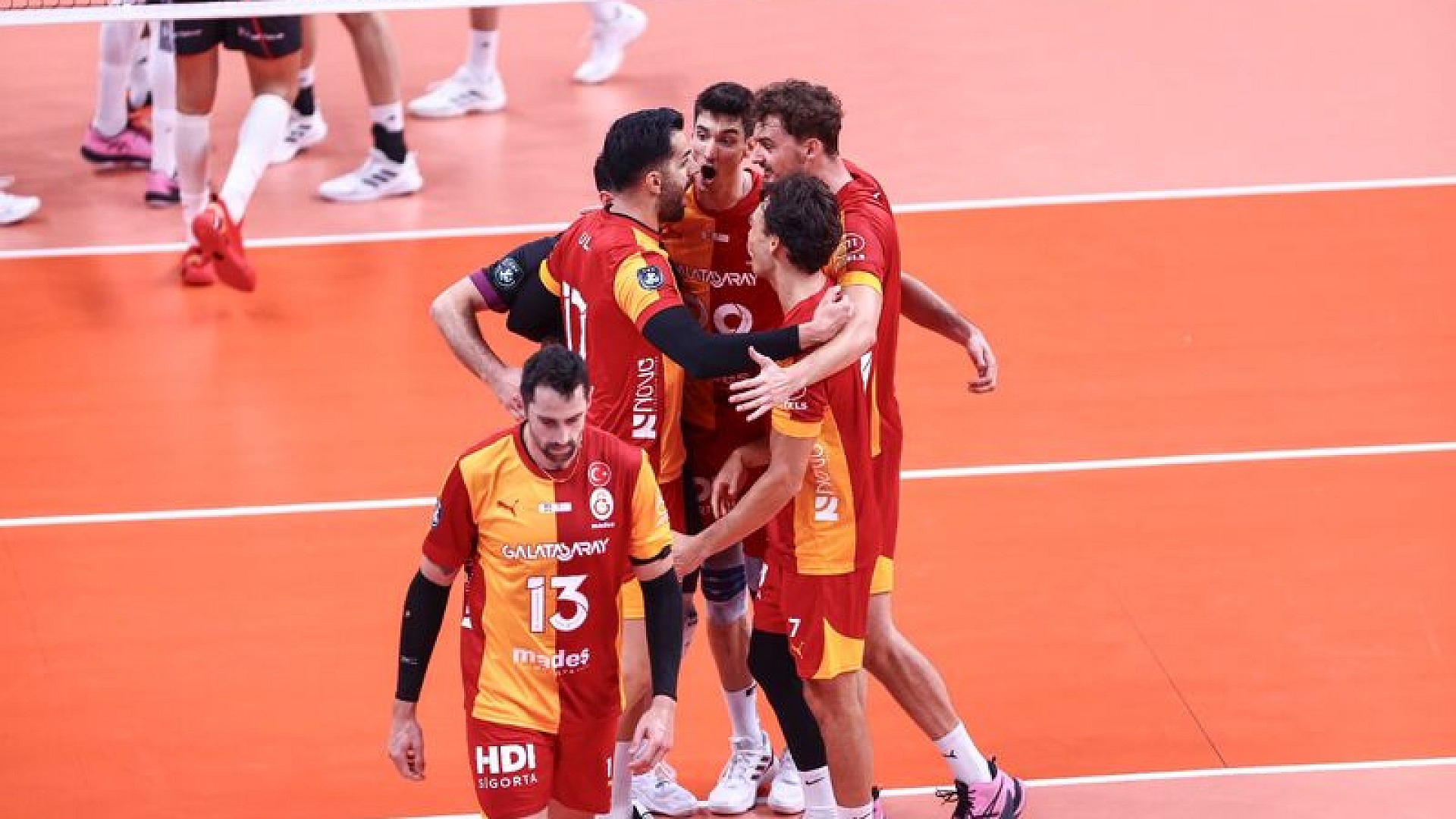 Galatasaray Madeş Mobilya, Axa Sigorta Kupası'nı kazandı