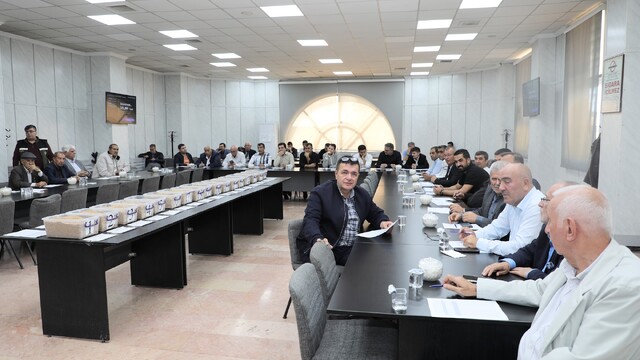 Gaziantep'te 15 bin ton buğday ve nohut ihalesi yapıldı