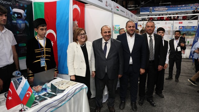 Gaziantep'te Türk dünyasının genç beyinleri buluştu