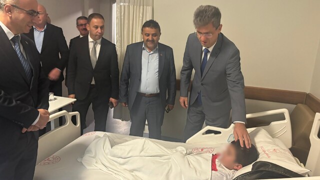 Giresun'da öğrenci servisi ile otomobil çarpıştı: 5 yaralı