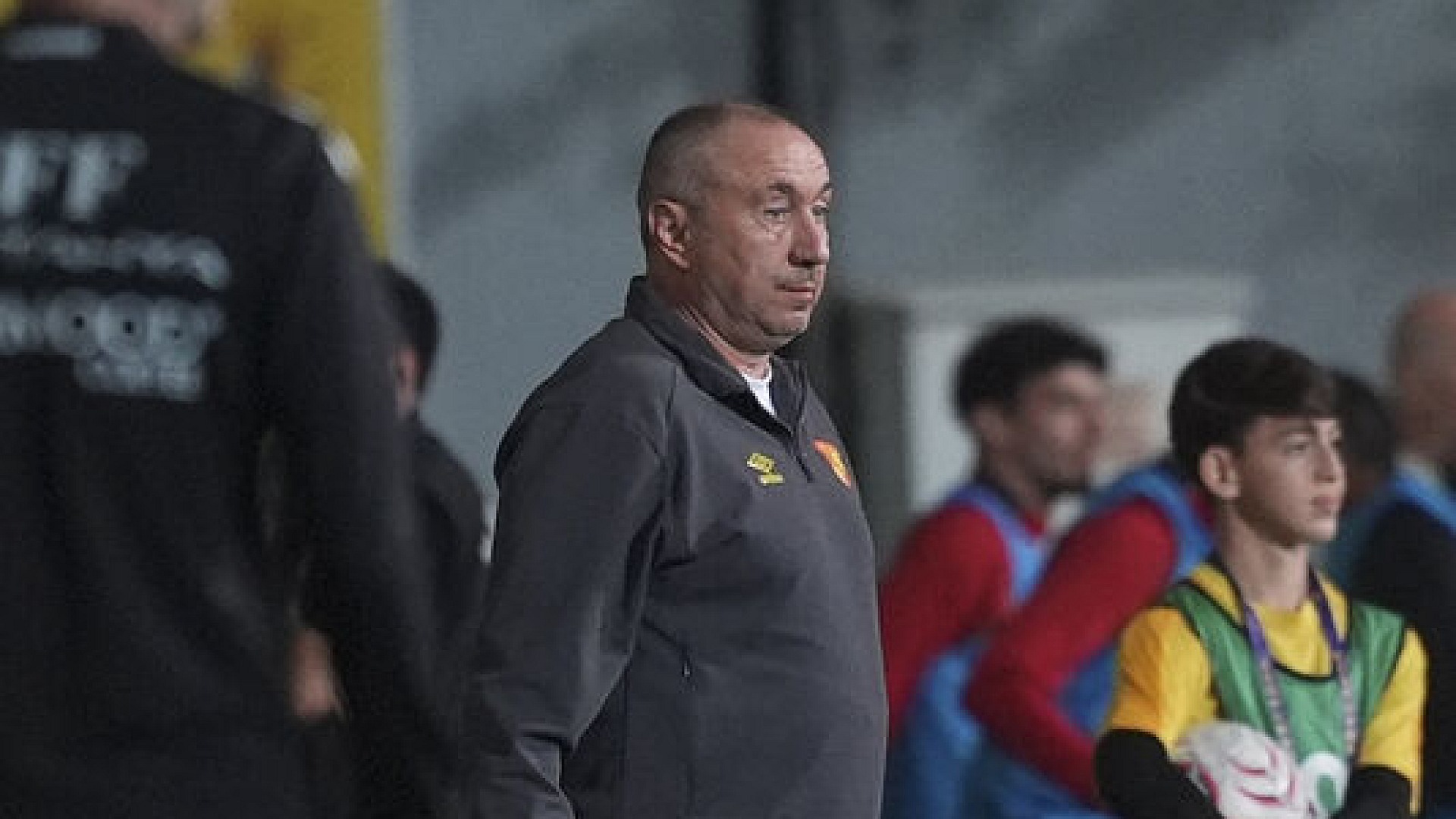 Göztepe'de Stoilov, milli ara sayesinde oyuncular toparlandı