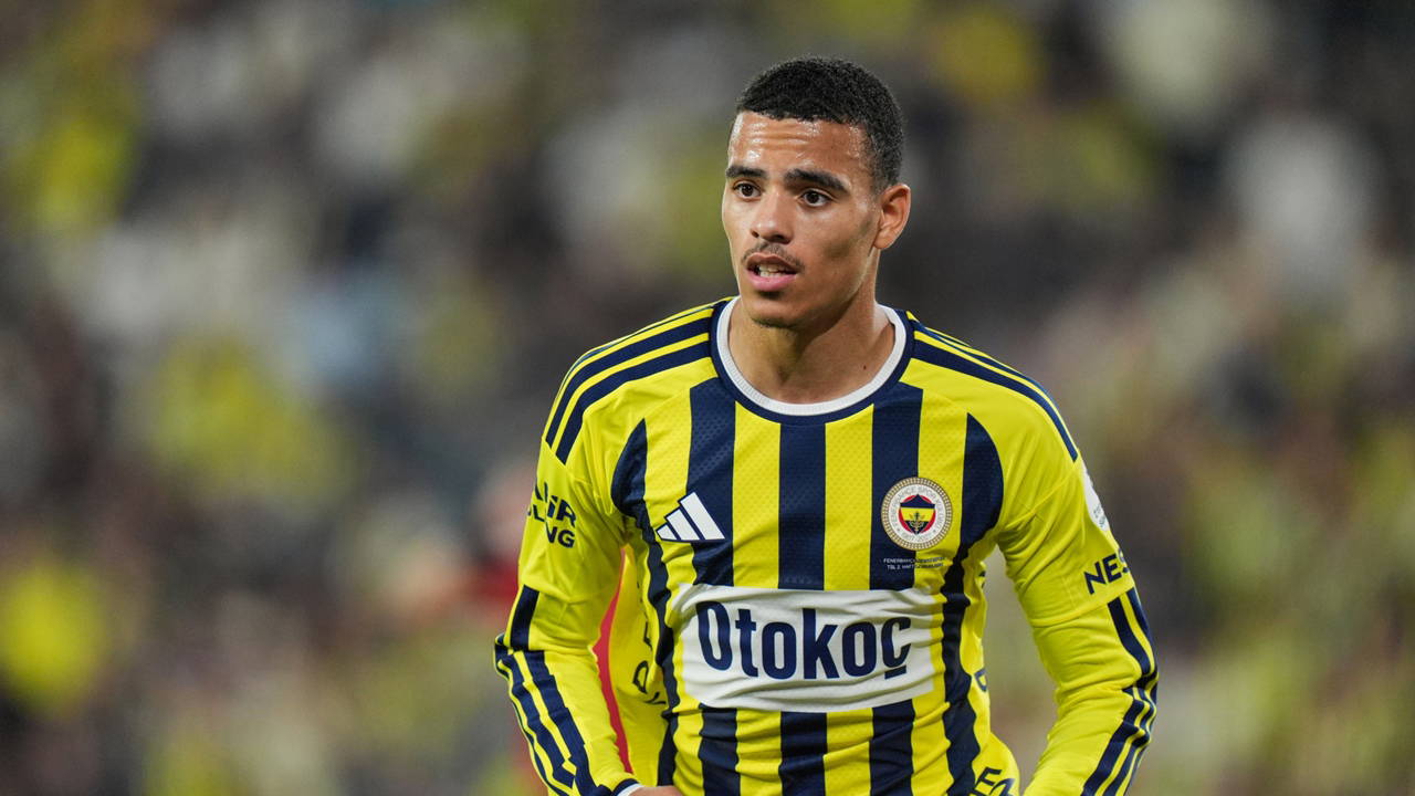 Greenwood kırmızı kart gördü, Fenerbahçe 11 kişi devam etti