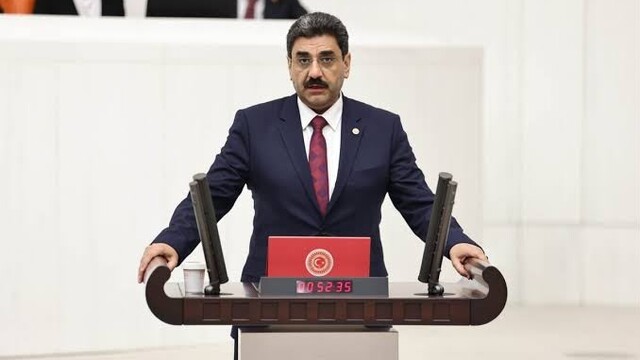 Hakan Aksu'dan muhtarlara kutlama: Onlar milletin sesidir