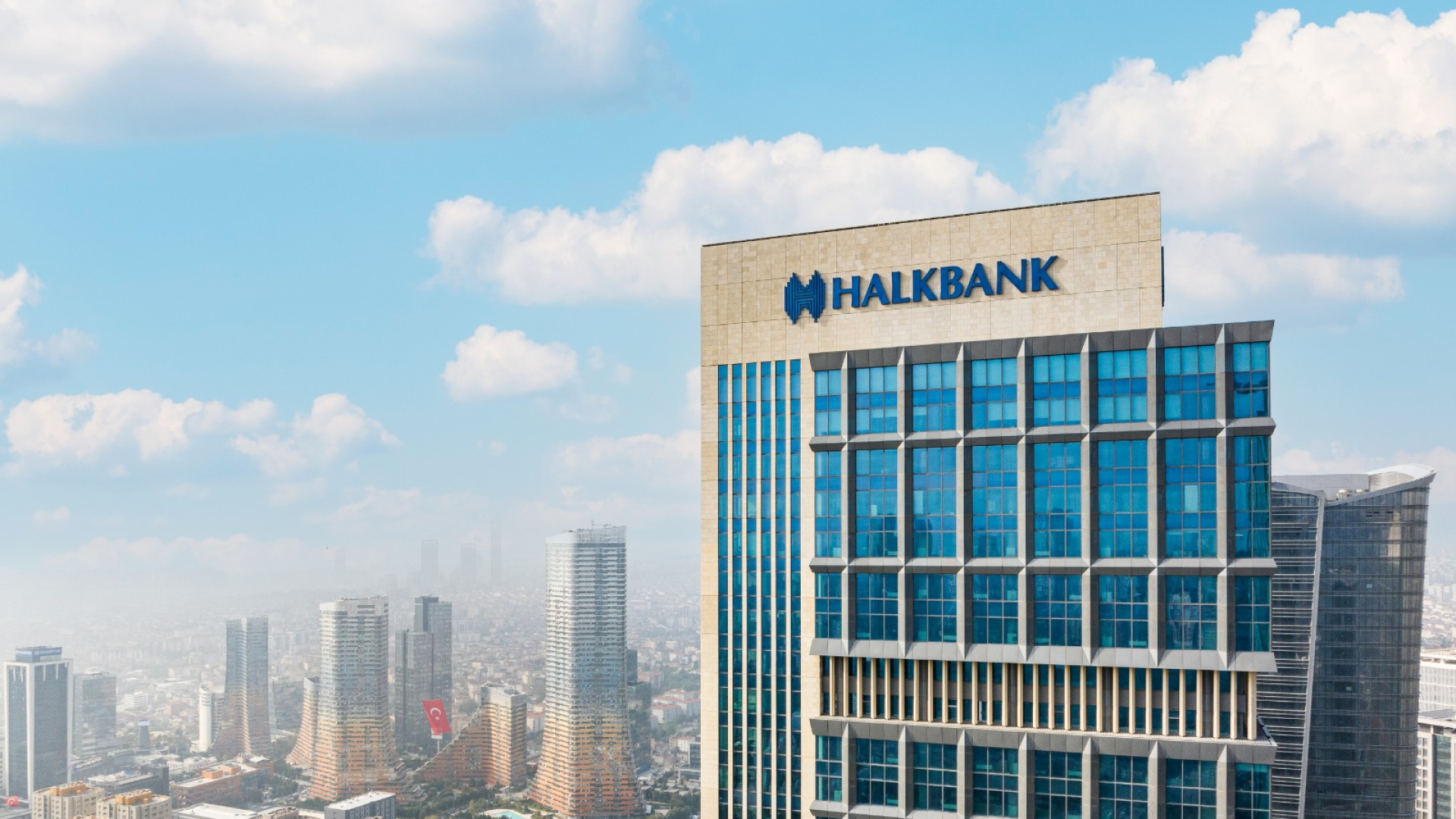 Halkbank'tan Karaman'da 100 MW'lık güneş enerjisi yatırımı