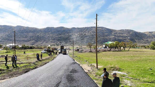Hani ile Elazığ arasındaki yol sıcak asfaltla yenilendi