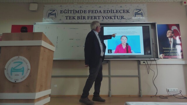HasTavuk'tan öğrencilere iklim krizi uyarısı