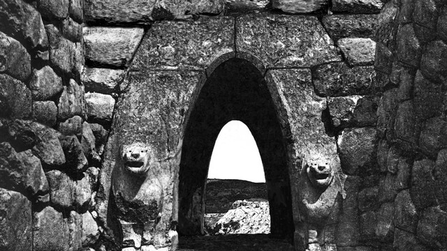 Hattuşa'nın görsel hafızası arşiv fotoğraflarıyla açılıyor