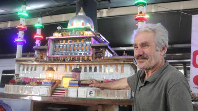 Hobi olarak başladığı maket yapımında 400 kg cami yaptı