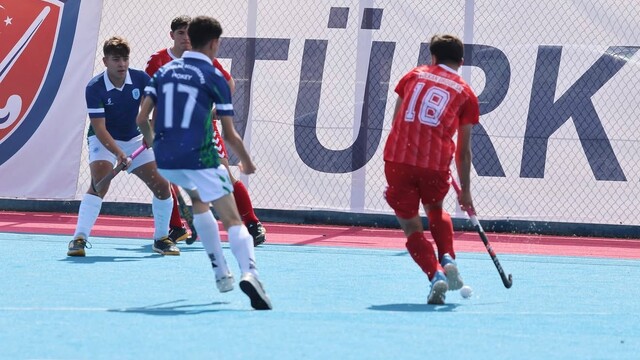 Hokey Süper Ligi Osmaniye etabı 17-18 Ekim'de gerçekleşti