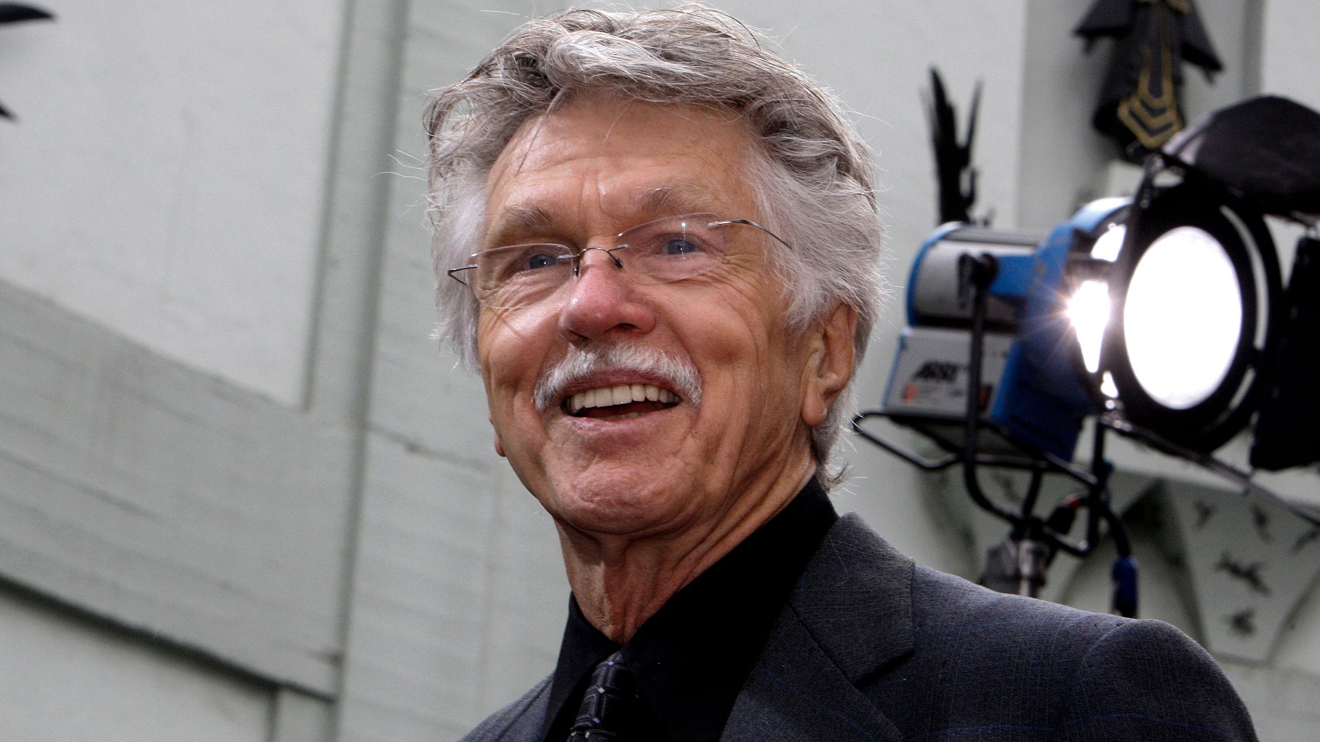 Hollywood'un usta oyuncusu tom skerritt hayatını kaybetti