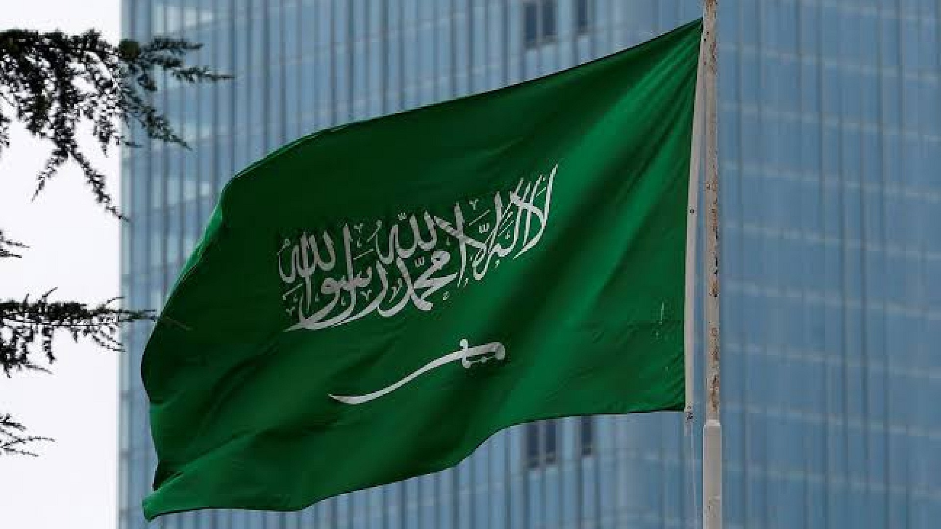 Husiler, Suudi Arabistan'ın yatı hedef aldığını iddia etti