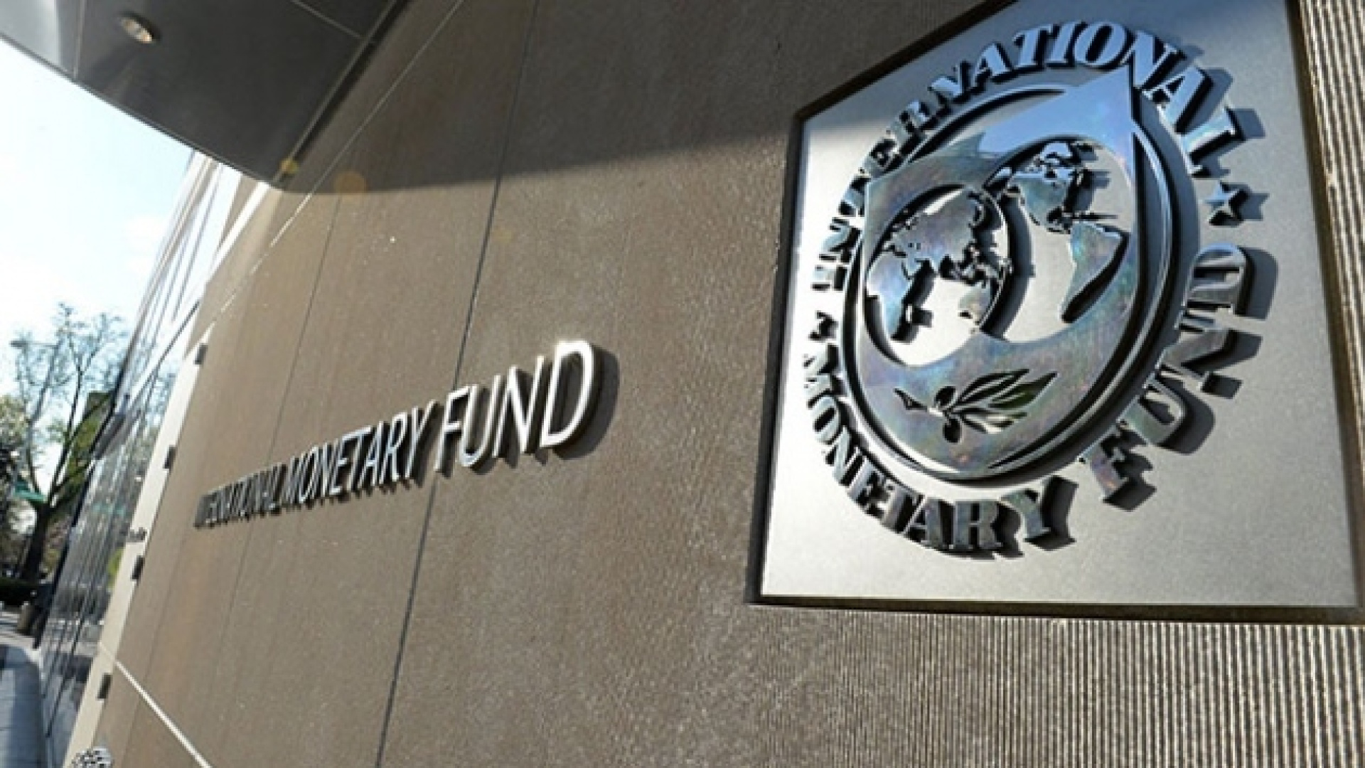 IMF yüksek borç düzeyi ve tahvil getirileri konusunda uyardı