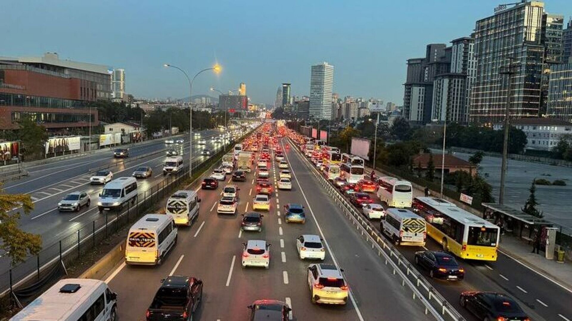 İstanbul'da 29 Ekim'de kapanacak yollar ve alternatifler