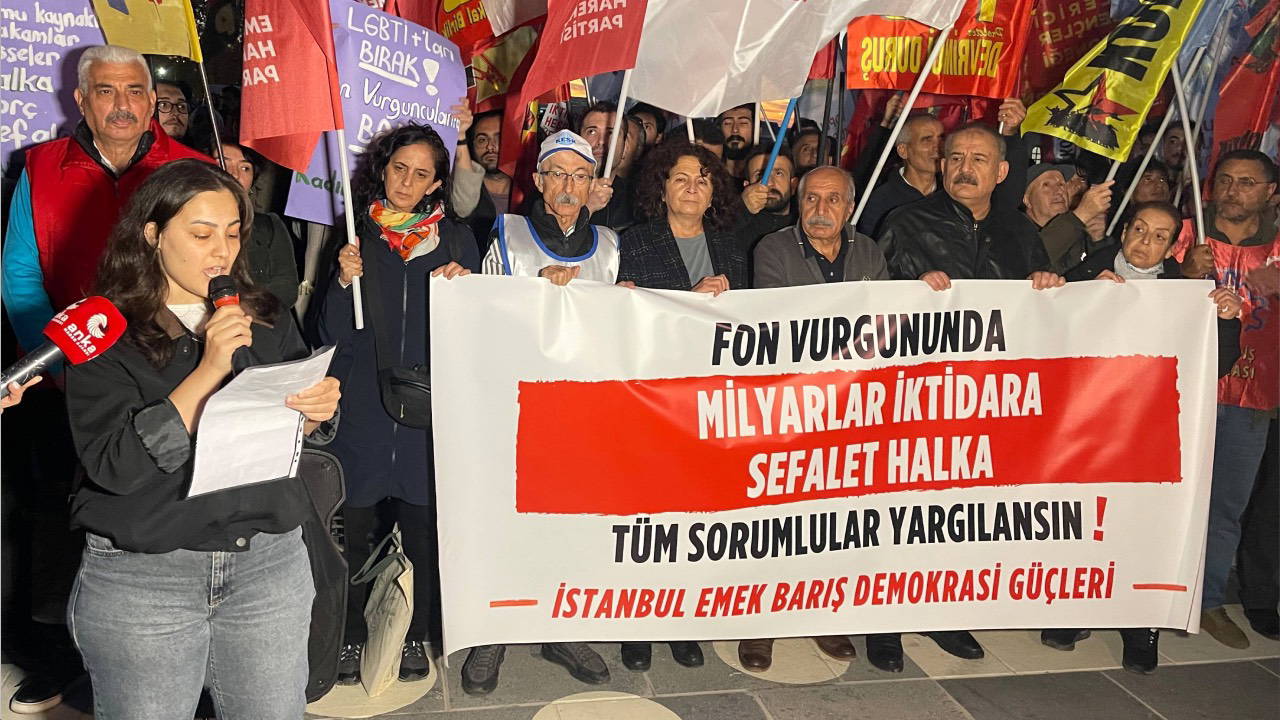 İstanbul'da fon vurgunu protestosu komisyon talep edildi