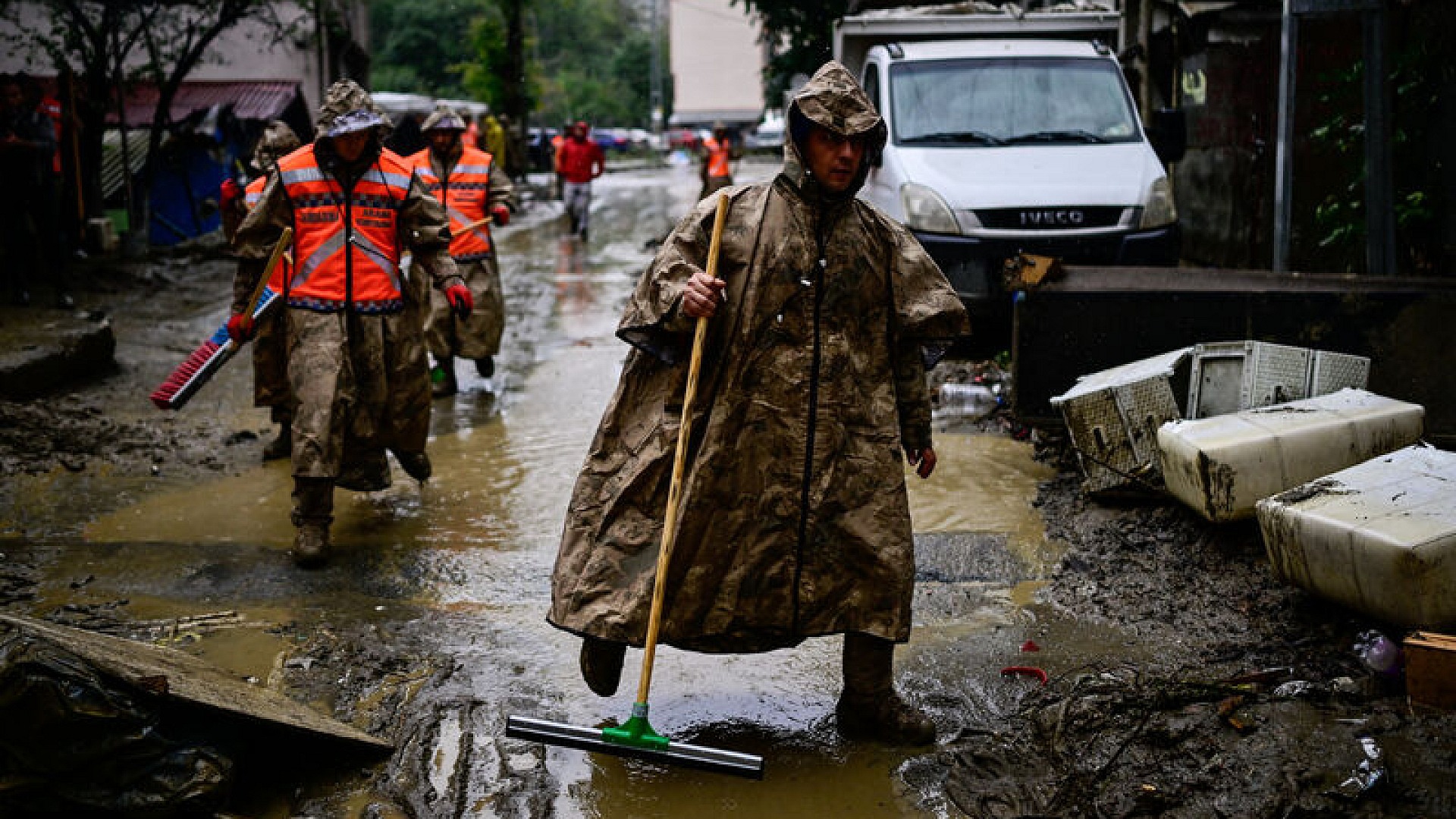 İstanbul'da sel felaketinde can kaybı 6'ya yükseldi