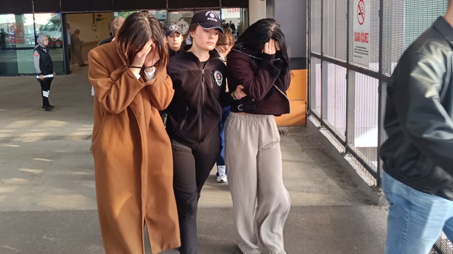 İstanbul'da üreme hücresi ticareti soruşturmasında 8 tutuklama