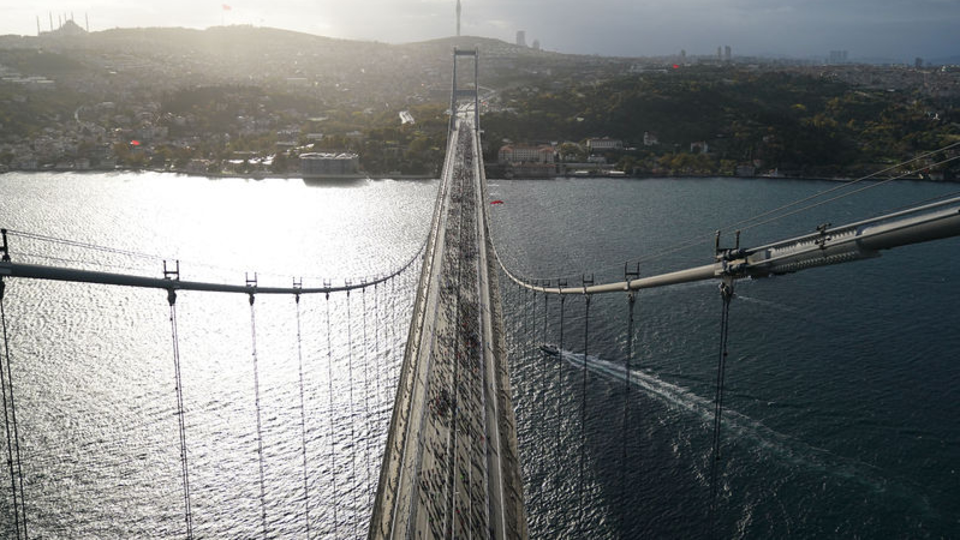 İstanbul Maratonu nedeniyle köprüler ve yollar kapatılacak