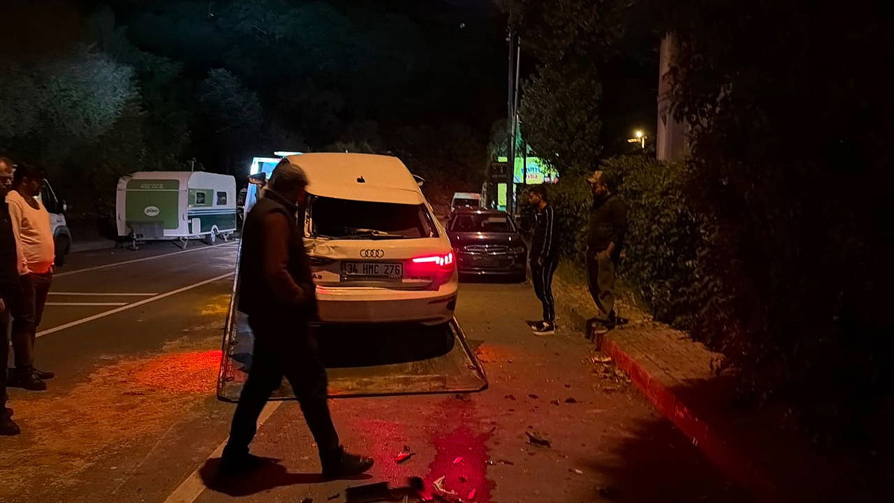 İstanbul Sarıyer'de otomobil 6 araca çarptı: 3 yaralı